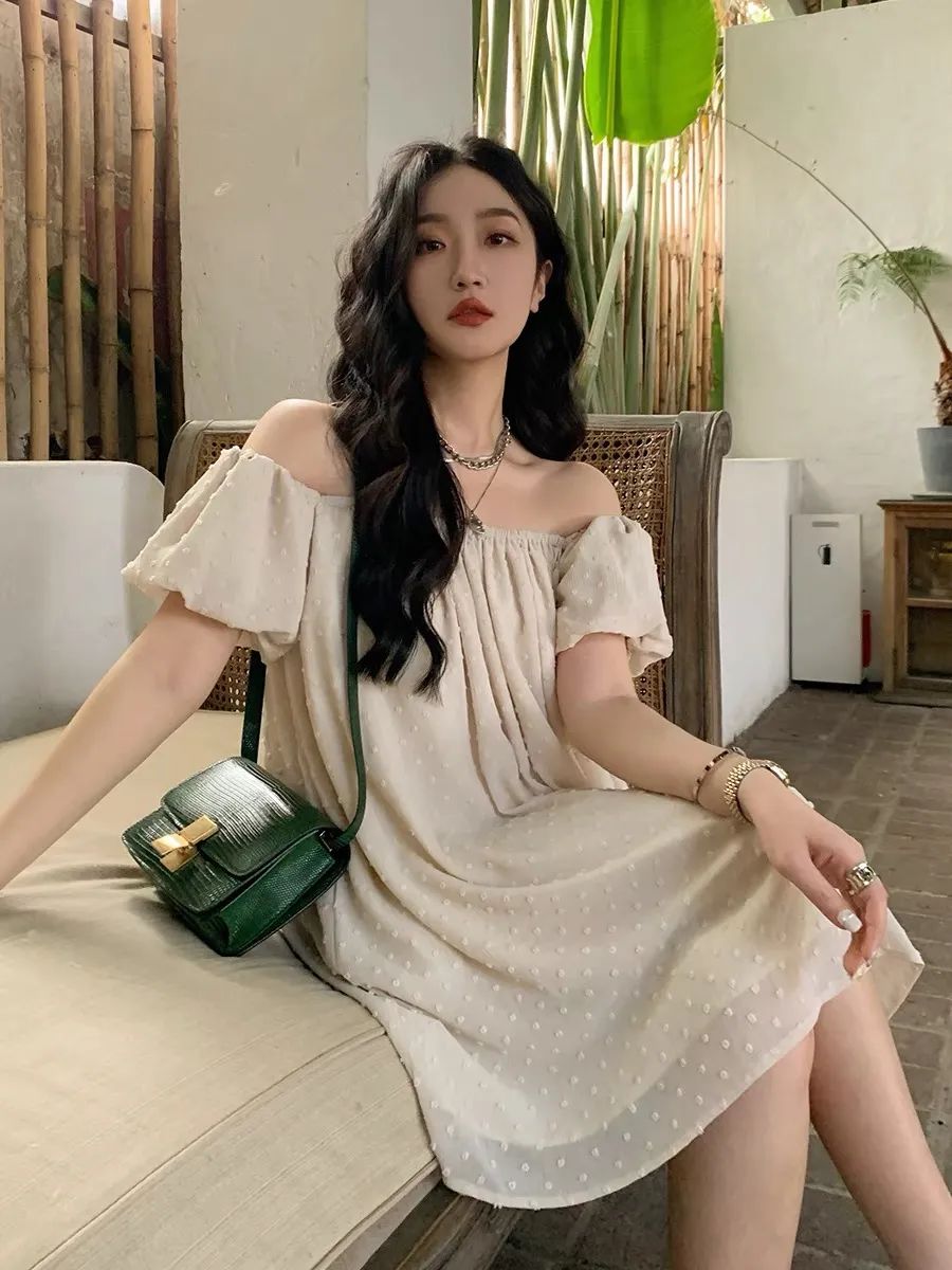 新店一年翻5倍，神仙伴侣开的淘宝店长啥样？