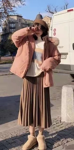 有哪些简约高级的棉服穿搭技巧,冬季棉服选什么款式才不显臃肿