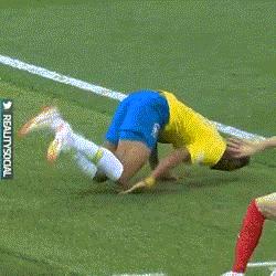 内马尔单刀不进,2018世界杯巴西内马尔彩虹过人