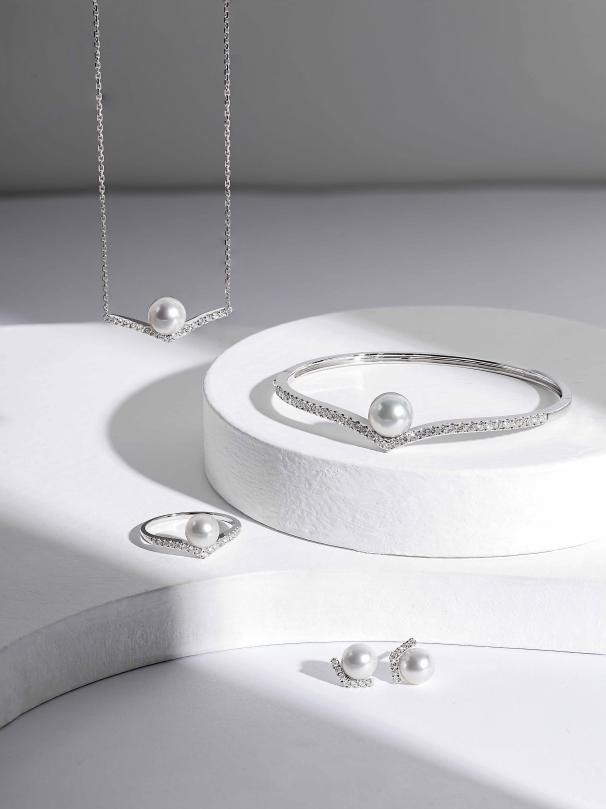 袁泉、谭松韵、马嘉祺都戴过的珍珠首饰，你最喜欢哪款？