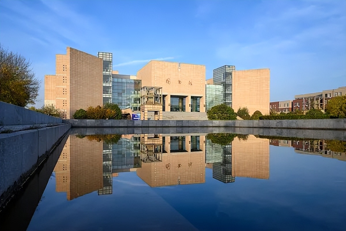 中国最抗压的“末流211”，这所大学承载着全省高教的希望