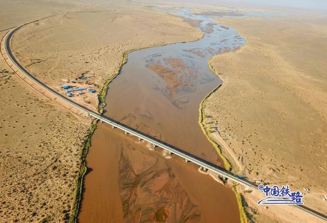 2019几号去金塔胡杨林,去金塔胡杨林