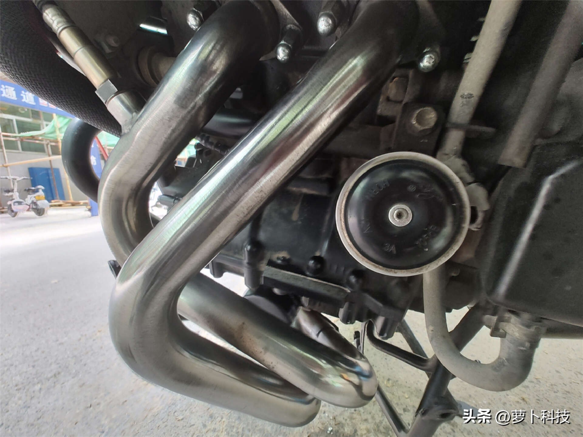 1000元摩托车排气,摩托车排气管镀铬和不锈钢哪个好