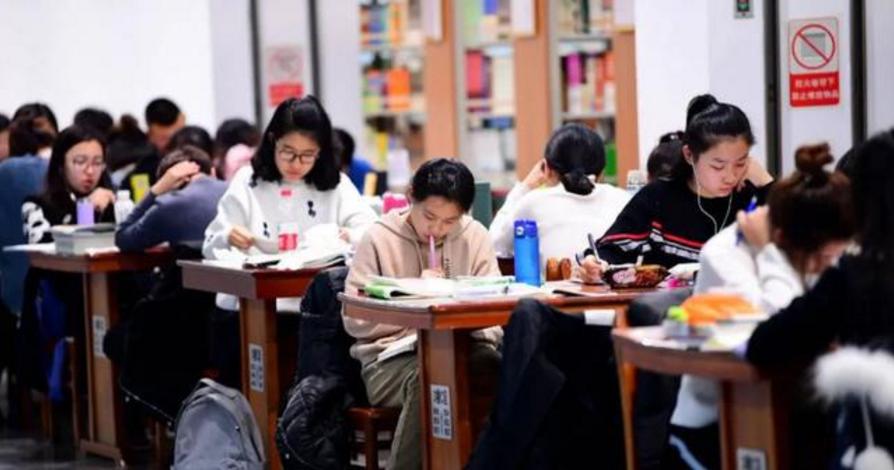 2023年考研淘汰率,2024考研弃考率最新消息