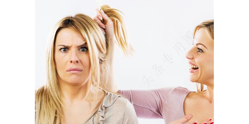 婆婆帮小姑子带孩子住我们家,婆婆带孙子照顾瘫痪老人