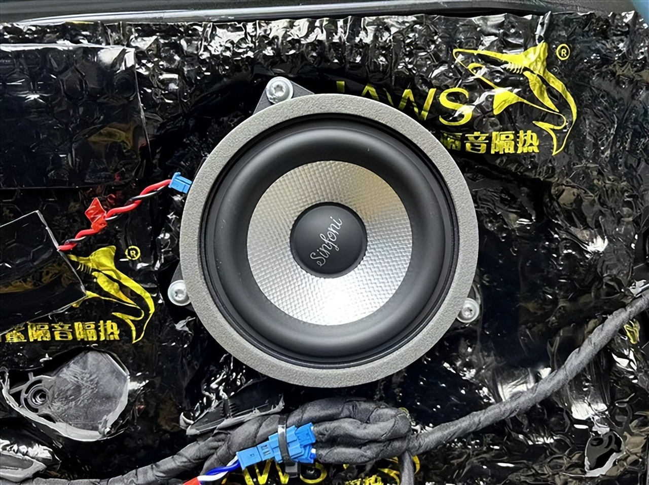 大白鲨隔音+诗芬尼音响：宝马525音质焕新，享受极致驾驶乐趣！