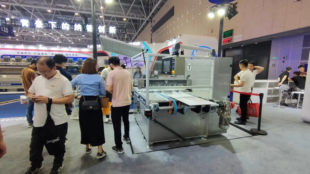 最新低碳智能技术亮相石油装备展,低碳技术与智能制造科技博览会