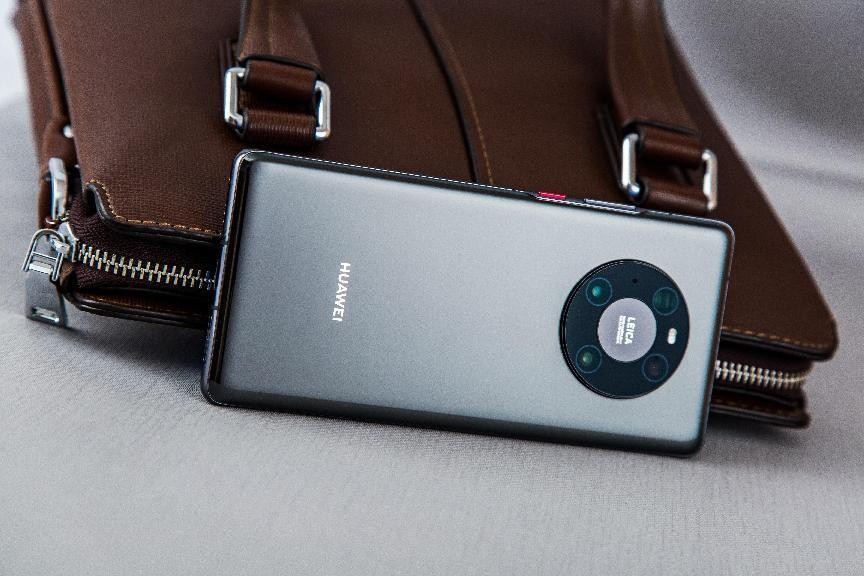 华为mate50pro霞光真实体验评测,华为mate50pro专业评测最新