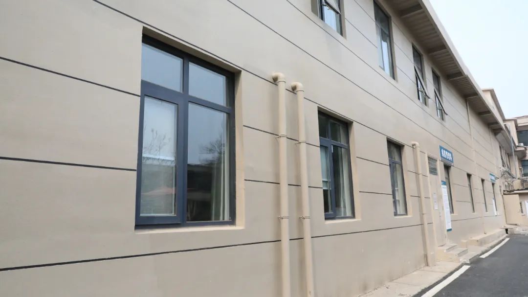 濮阳县人民医院：角落盛开英雄花