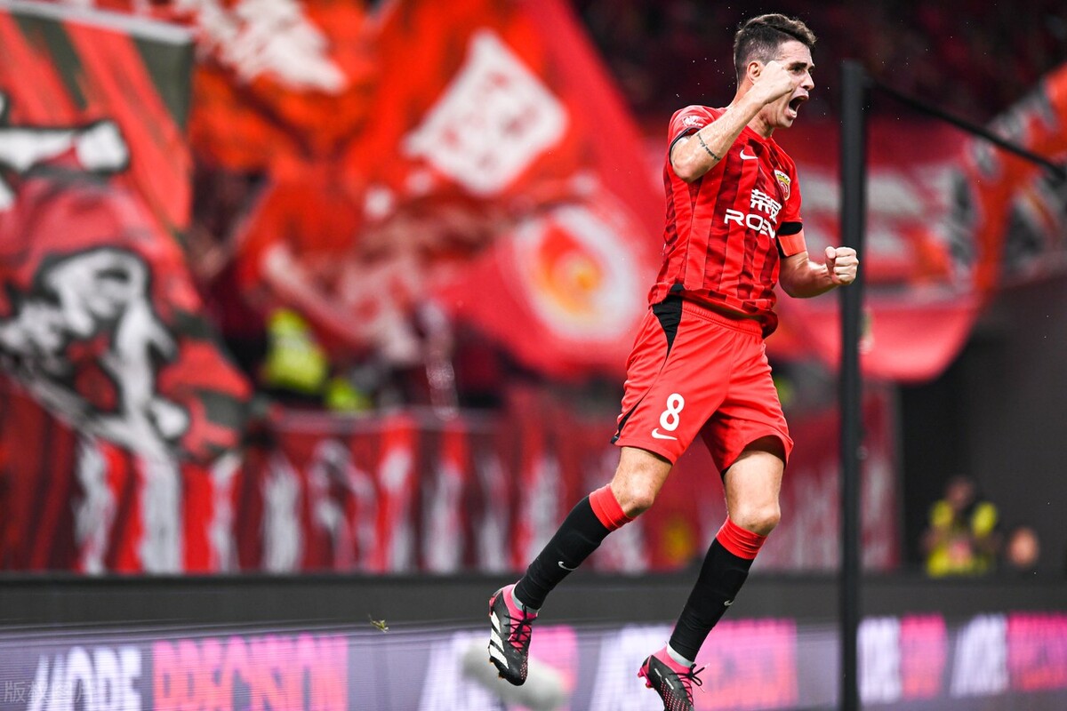 奥斯卡点球双响,南通支云vs上海海港两个点球