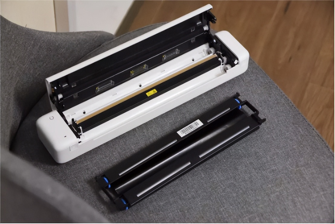 无需墨盒的超便携打印机,汉印便携式蓝牙打印机mt800教程