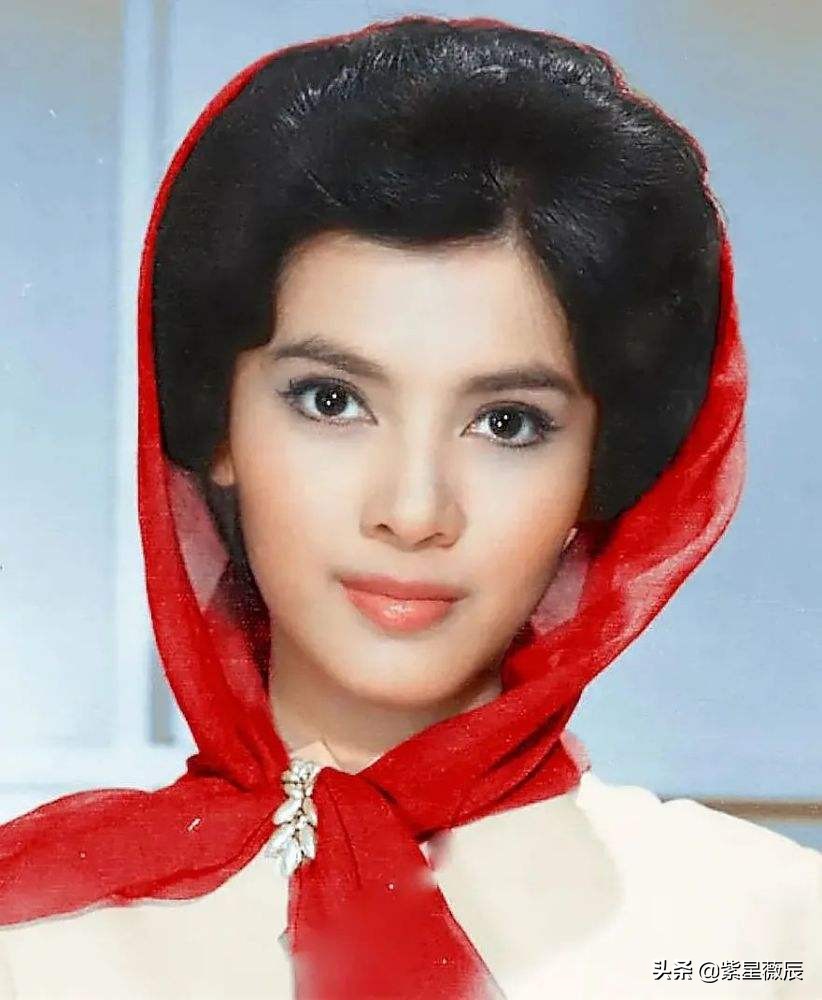 《三笑》主演陈思思：为丈夫两度自杀，离婚后竟成为前夫的婶婶