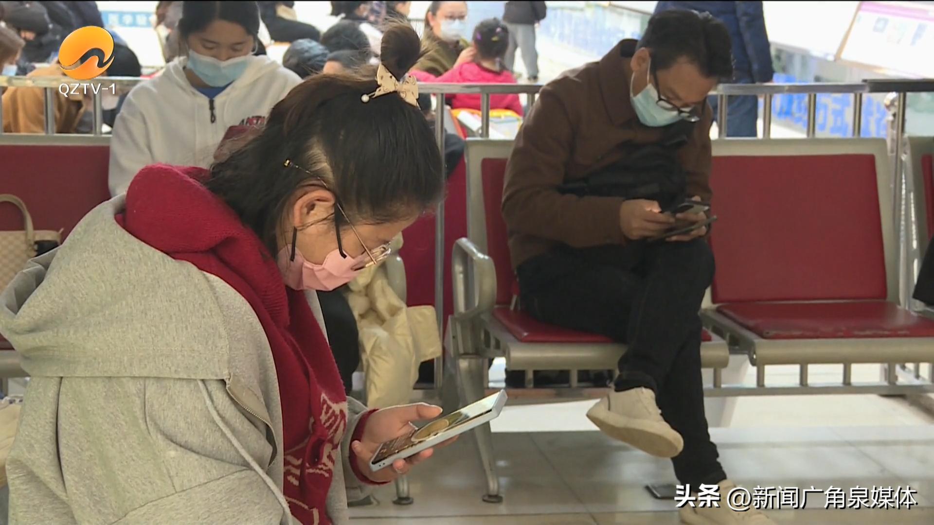 健康提示：眼前出现“飞蚊乱舞”竟是视网膜脱落