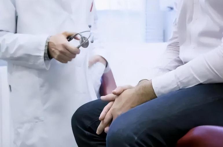 医生提醒：男人的“丁丁”，为何会缩小？不排除这3个原因影响