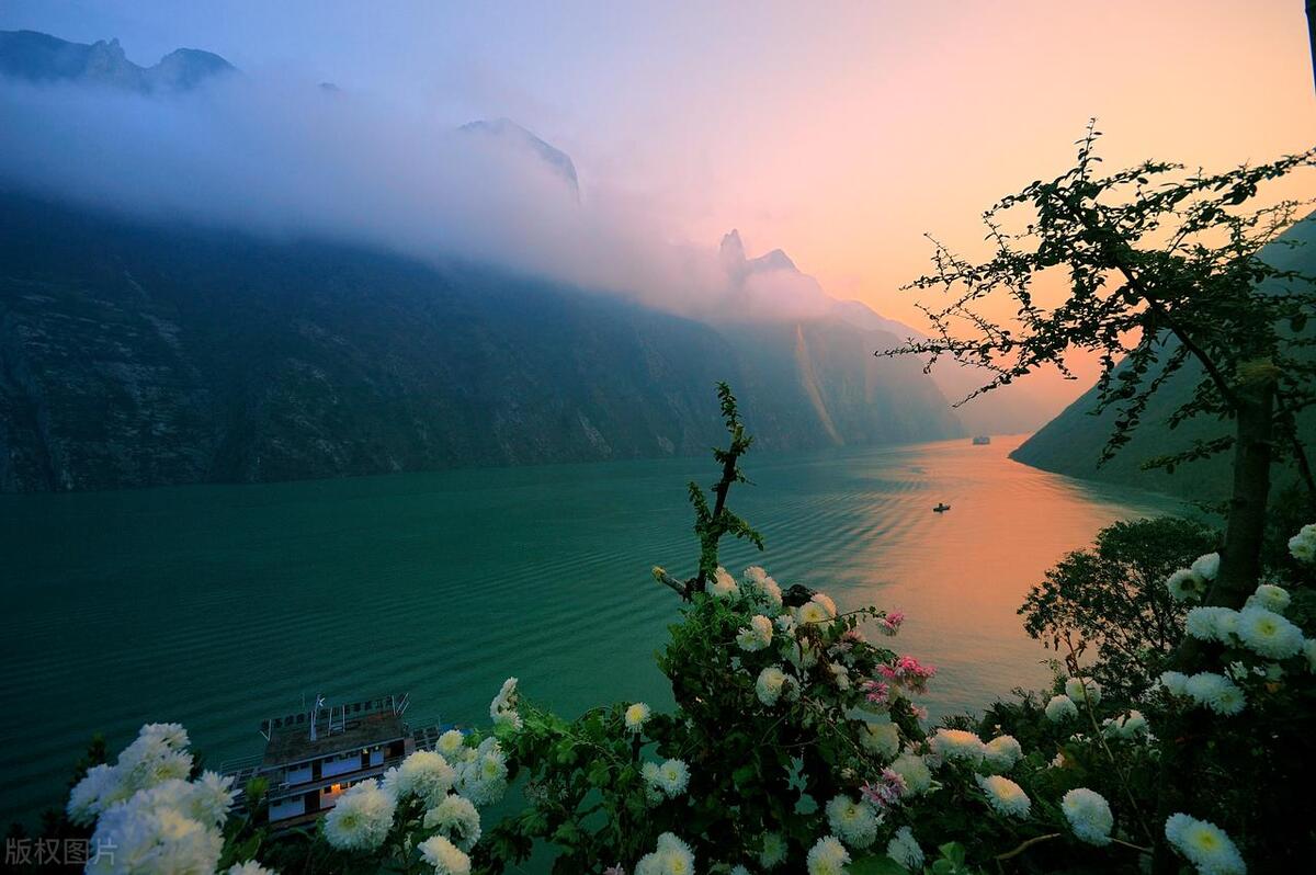 重庆AAAAA级景区有哪些,重庆aaaaa级景区云端廊桥