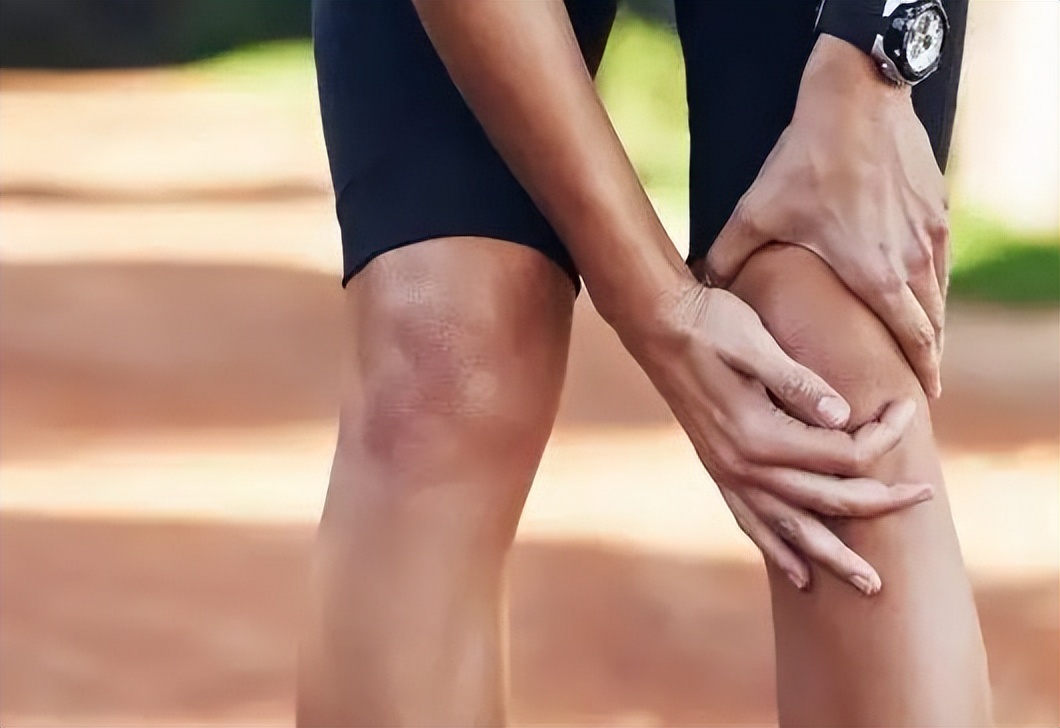 膝盖咔咔响走路膝盖怪怪的,膝盖咔咔响怎样可以保护膝盖