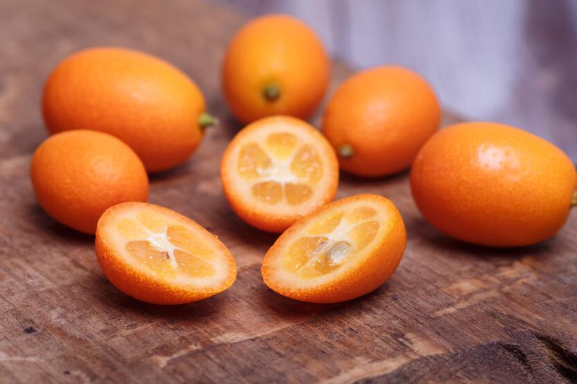 除夕将至，备齐“5种富贵菜，5种吉祥果”，寓意兔年发财又顺利