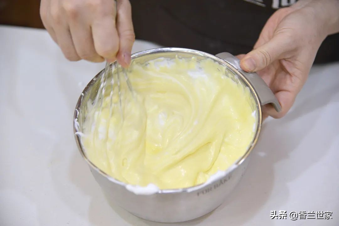 香兰纸杯蛋糕教程,香兰蛋糕制作教程