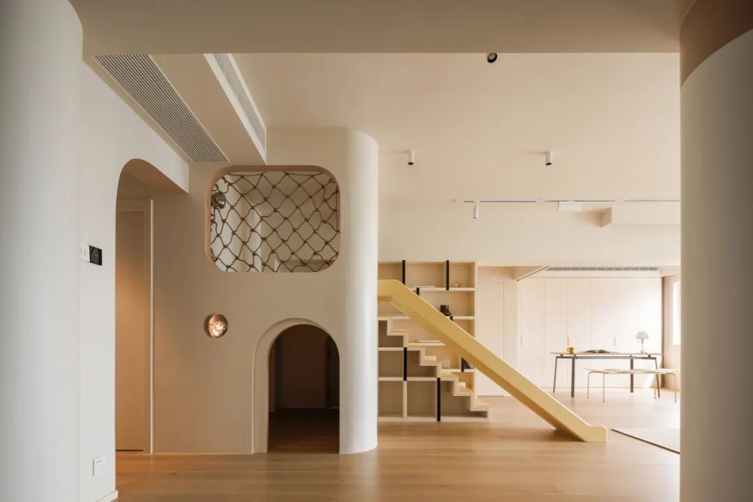 厦门夫妻的143㎡家火了,在客厅建了个游乐园,网友:孩子真幸福