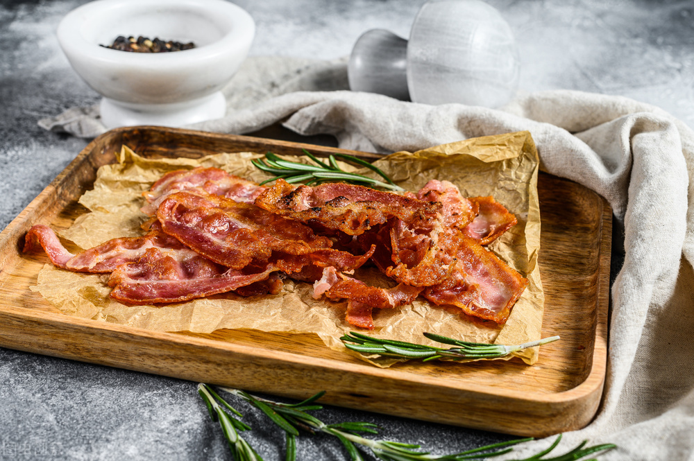 脂肪瘤的形成原因及治疗方法,脂肪瘤怎样预防及治疗