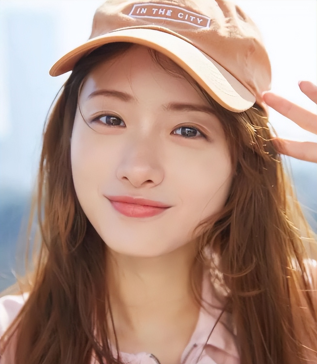 圆脸的女孩好看又减龄,圆脸女生适合可爱型吗