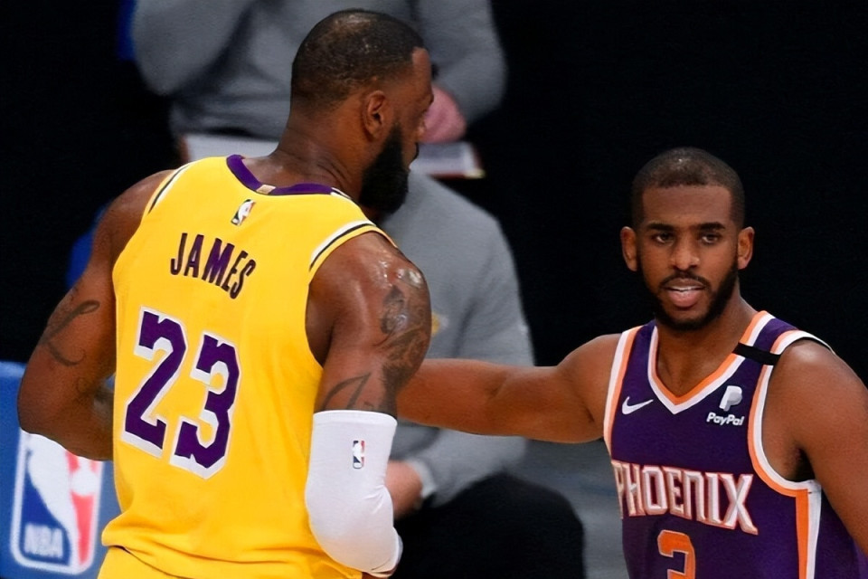 曝欧文或加盟湖人5换3,曝欧文跳出合同正式加盟湖人