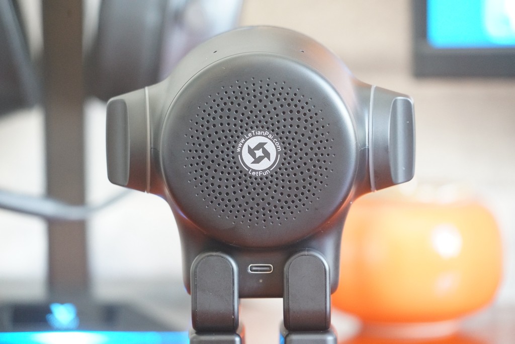 乐天派和emo桌面机器人,乐天派桌面机器人开箱