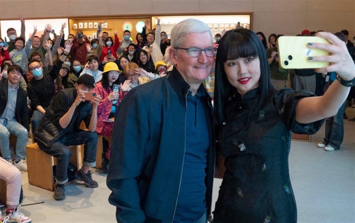 中国长假人山人海，给韩国指出活路，但想要机会自己抓，没人求它