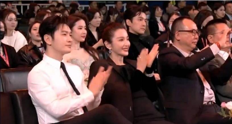 微博之夜各明星镜头,微博之夜成明星照妖镜