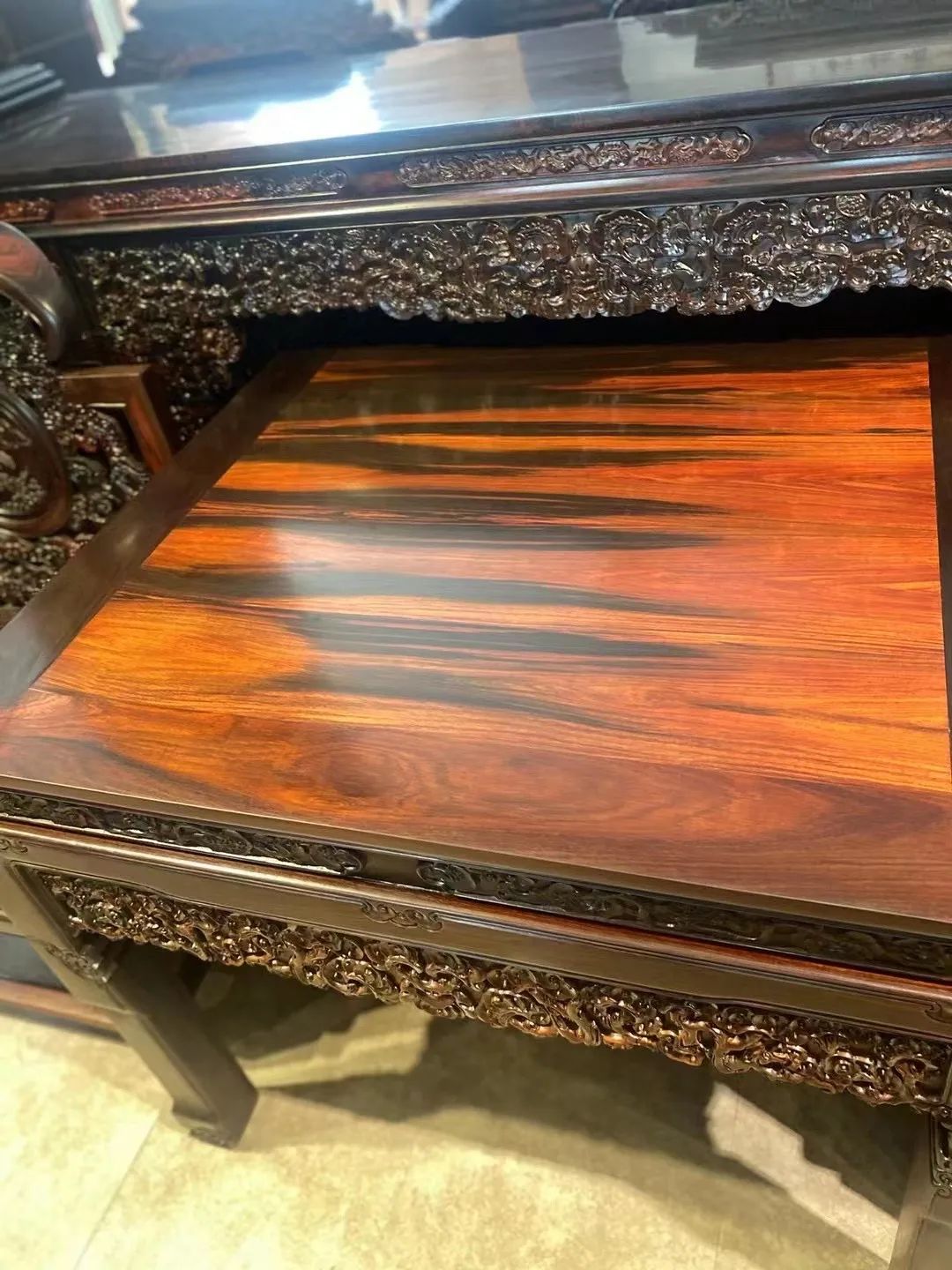 大红酸枝有哪几种木材,大红酸枝属于什么木种