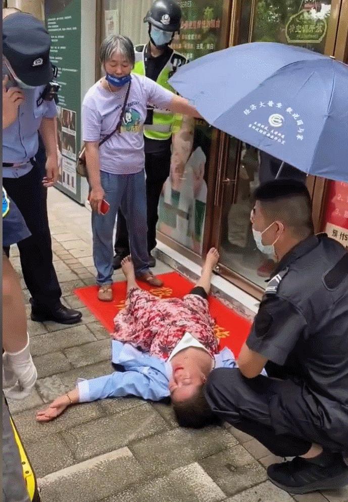 杭州一女士称疑被和尚下药，背痛手抽筋！*魂迷**的药真的存在吗？