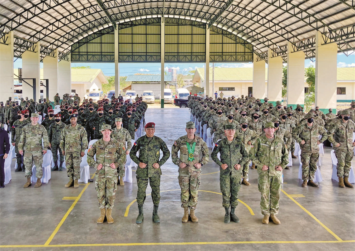 中方回应菲船只闯仁爱礁海域图文,解读中国海警仁爱礁拦截菲船