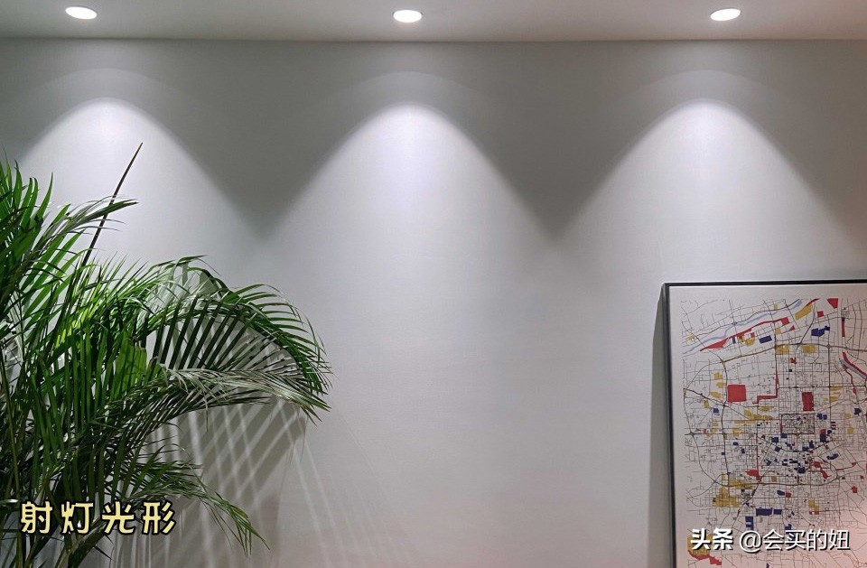 你会挑选吸顶灯吗,你会选客厅吸顶灯吗