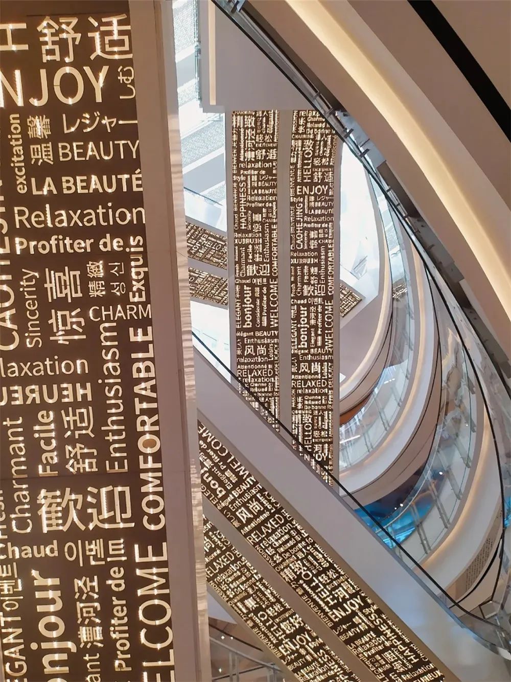 铝塑板6大应用方案，抓住机遇