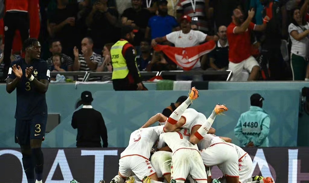 纤纤折杨柳持此寄情人的意思,2022诗词大赛第二场飞花令