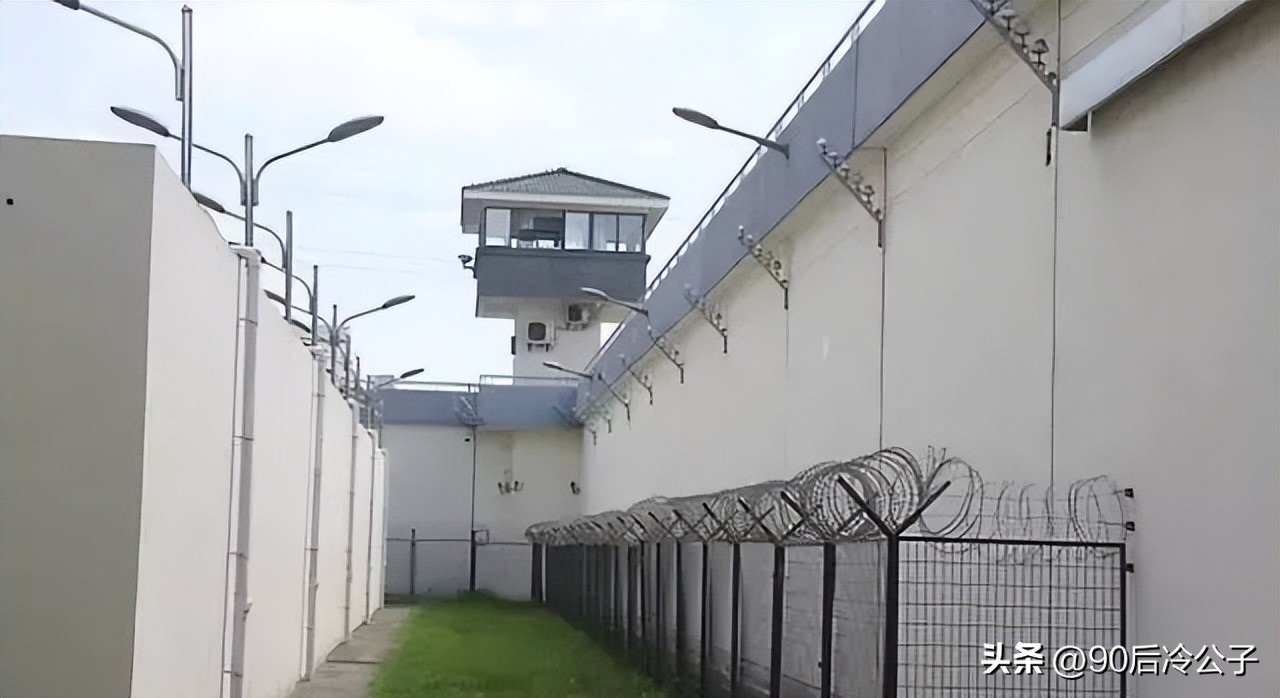 贪污判死刑死缓终身监禁的区别,到底是死刑残忍还是终身监禁残忍