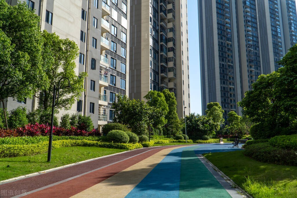 房子靠着山好吗,买的房子结实吗