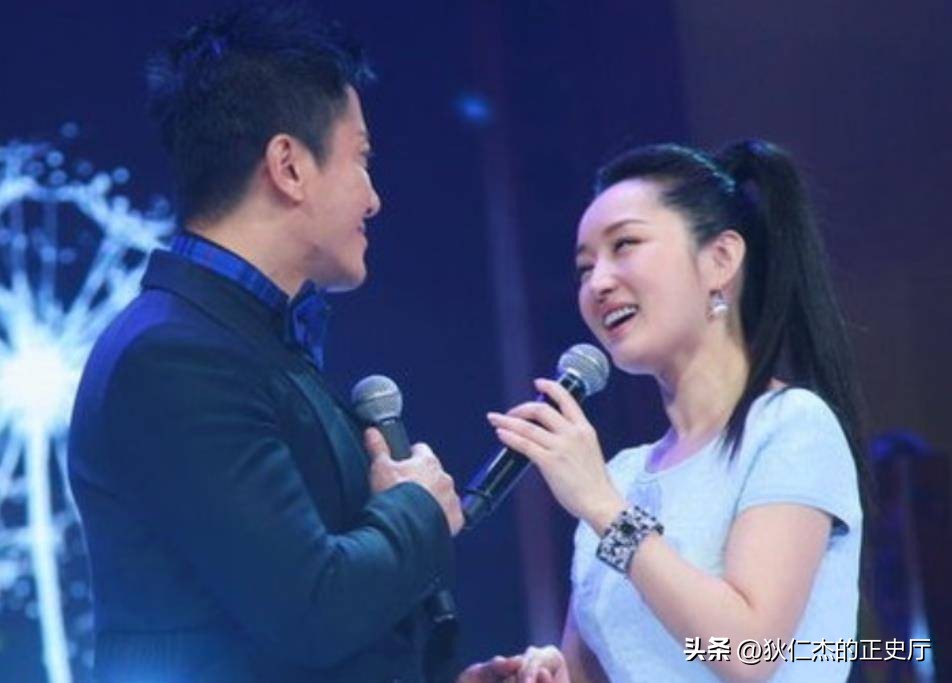 男友赖文峰出狱后娶妻生子，而杨钰莹至今单身，她在追求什么