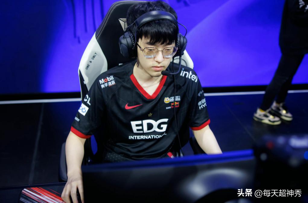 lng官宣scout,LNG官宣Tarzan离队