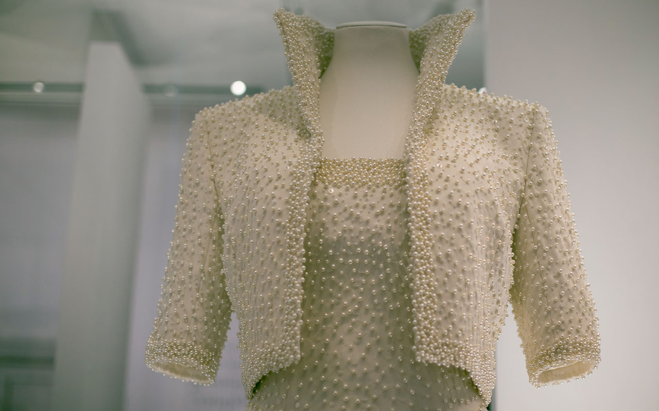 戴安娜王妃礼服大合集,戴安娜王妃最美的衣服