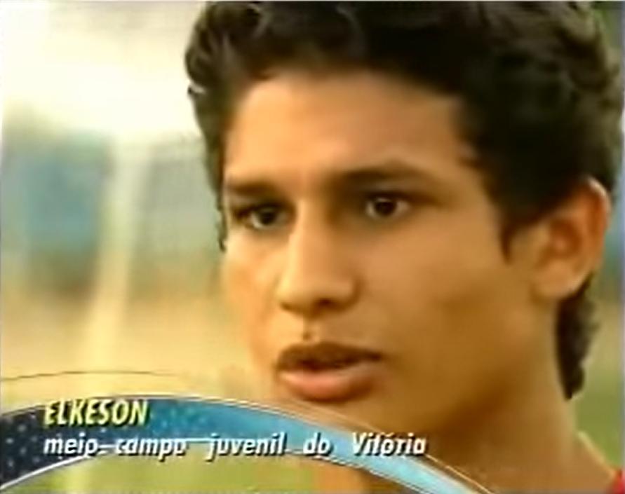 艾克森亚冠表现,艾克森登顶中超历史射手王