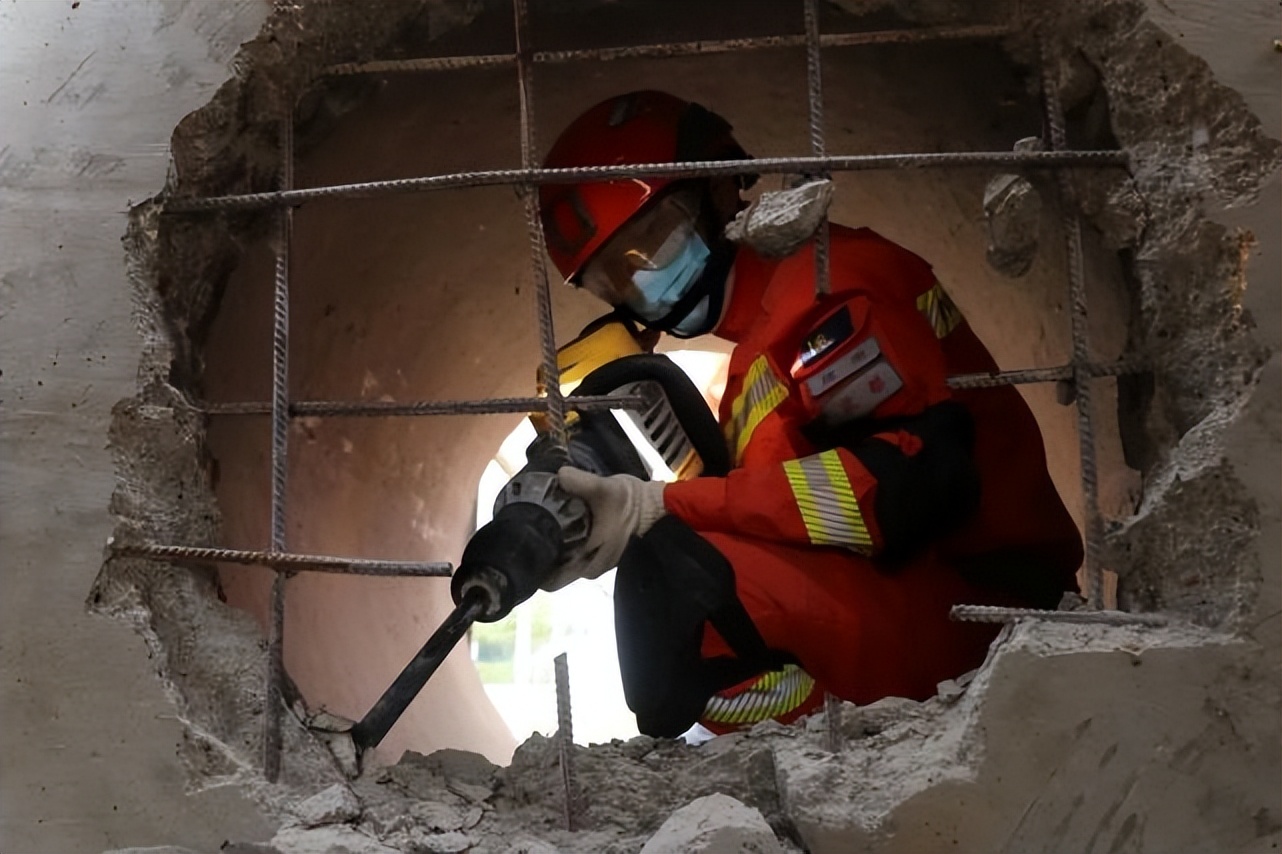 森林消防大队备战视频,消防安全百日攻坚战排查简报