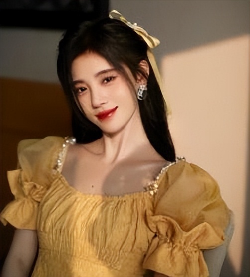 心机女孩鞠婧祎:被潘玮柏刁难拒绝王思聪求爱,整容遭贾玲内涵