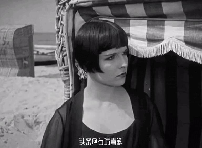 23岁被好莱坞封杀，拒绝减薪，性取向遭质疑，晚年出书揭黑幕