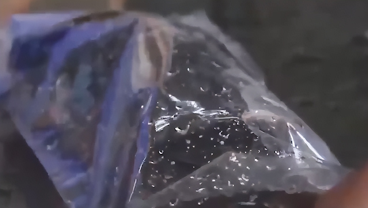 农村大叔用火养鱼年入千万,江西大叔深山养鱼一年收入几百万