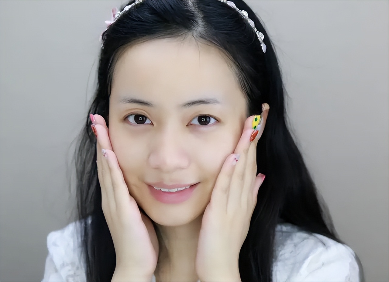 冬季补水保湿水乳推荐痘痘肌肤,实惠好用的肌肤补水方法