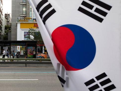 韩国画师赚钱新招：潜入微博偷中国史料改成韩漫外网叫卖