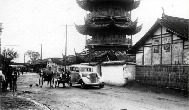 老上海的汽车4S店