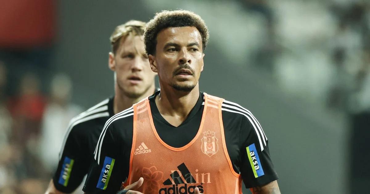 孙兴慜戴面罩参加训练,孙兴慜戴黑色面具出战