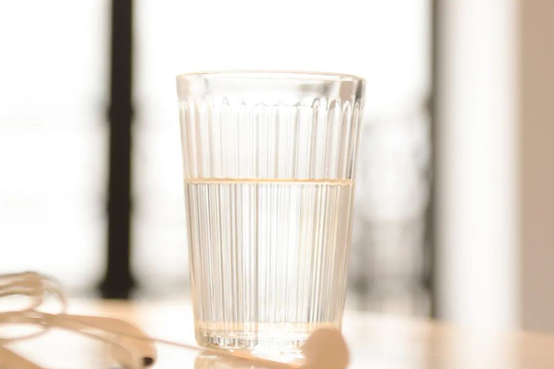 手指头上面扎刺该怎么去,手指头扎刺了用最快的方法弄出来